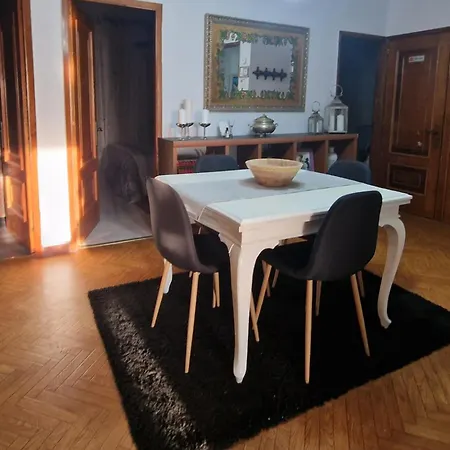 Piso Vacacional En Casa Carroucha דירה Valga